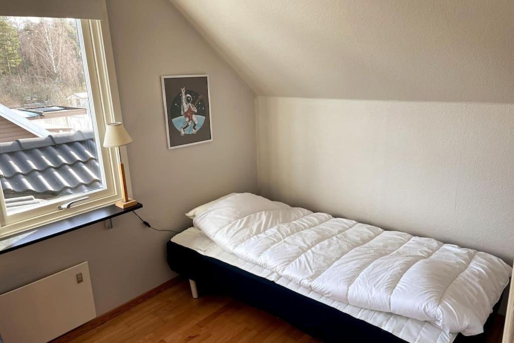Familjevaenligt Hus Naera Isaberg! Vila Hestra Exterior foto