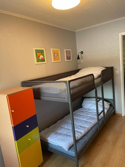 Familjevaenligt Hus Naera Isaberg! Vila Hestra Exterior foto